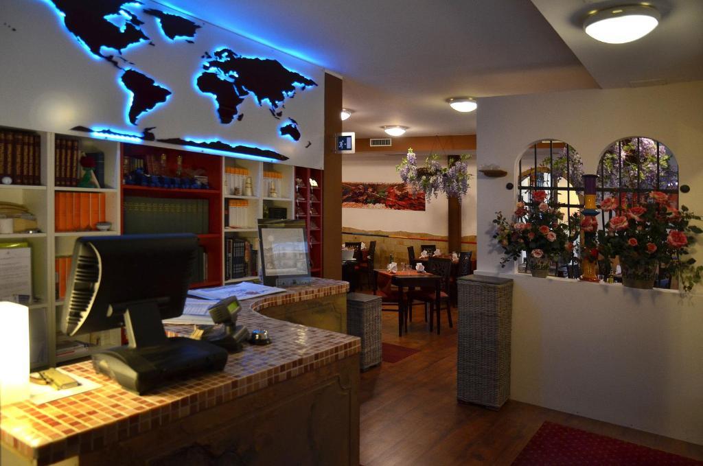 Hotel Dulcinea Muggia Exterior photo