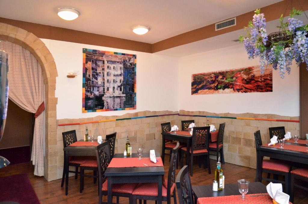 Hotel Dulcinea Muggia Exterior photo