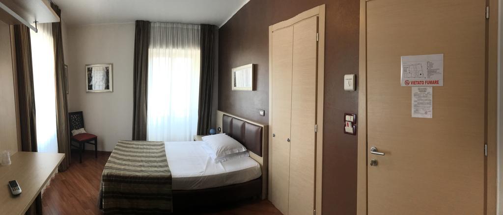 Hotel Dulcinea Muggia Exterior photo